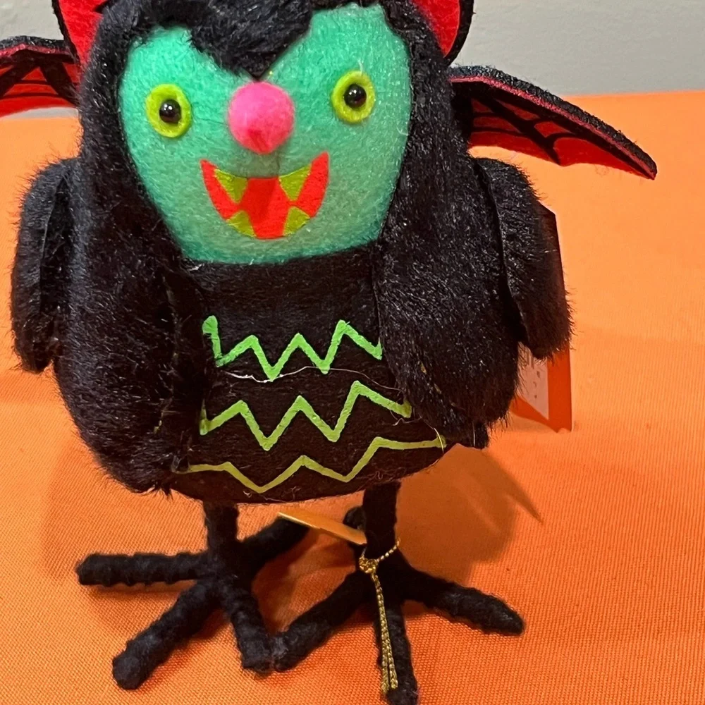 6/$25 Batrick Festive Black and Green Bat Decor